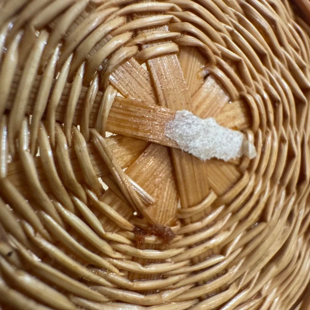 Vintage Wicker Hen on‎ Nest Basket Figural Woven Straw Trinket Box Small 3.5